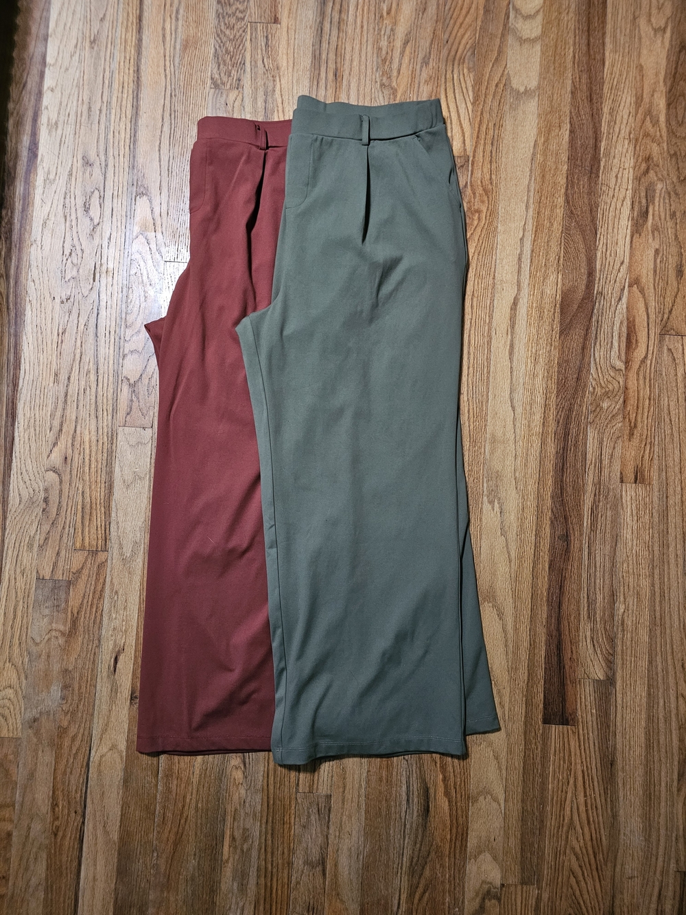 bobeau Wide Leg High-Rise Pants in Olive and Brick